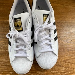Adidas Superstar